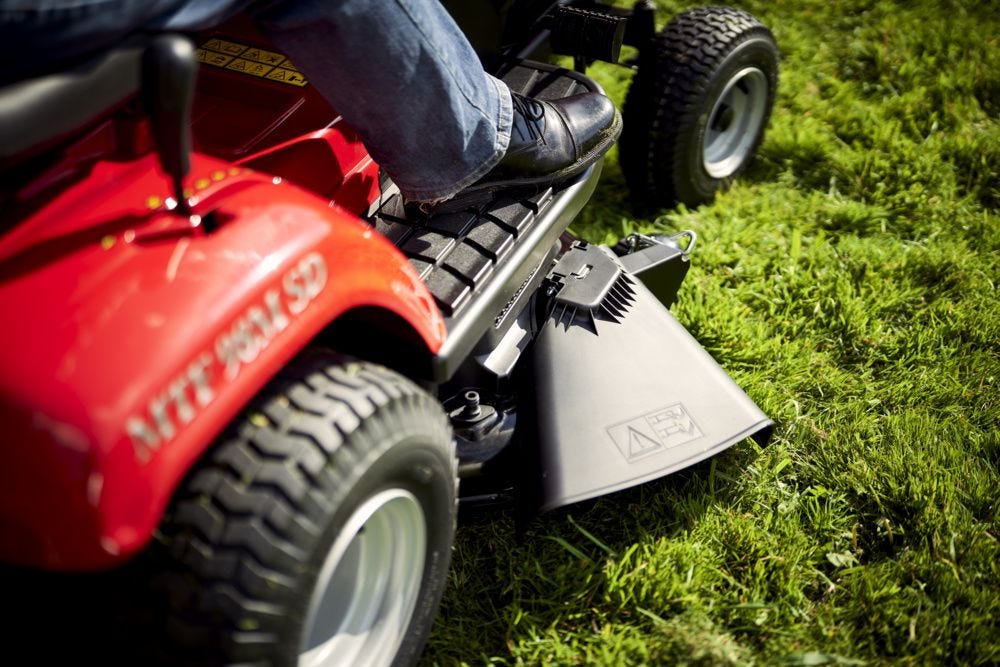 Mountfield MTF98M SD 98cm (38") 5 Speed Side Discharge Lawn Tractor