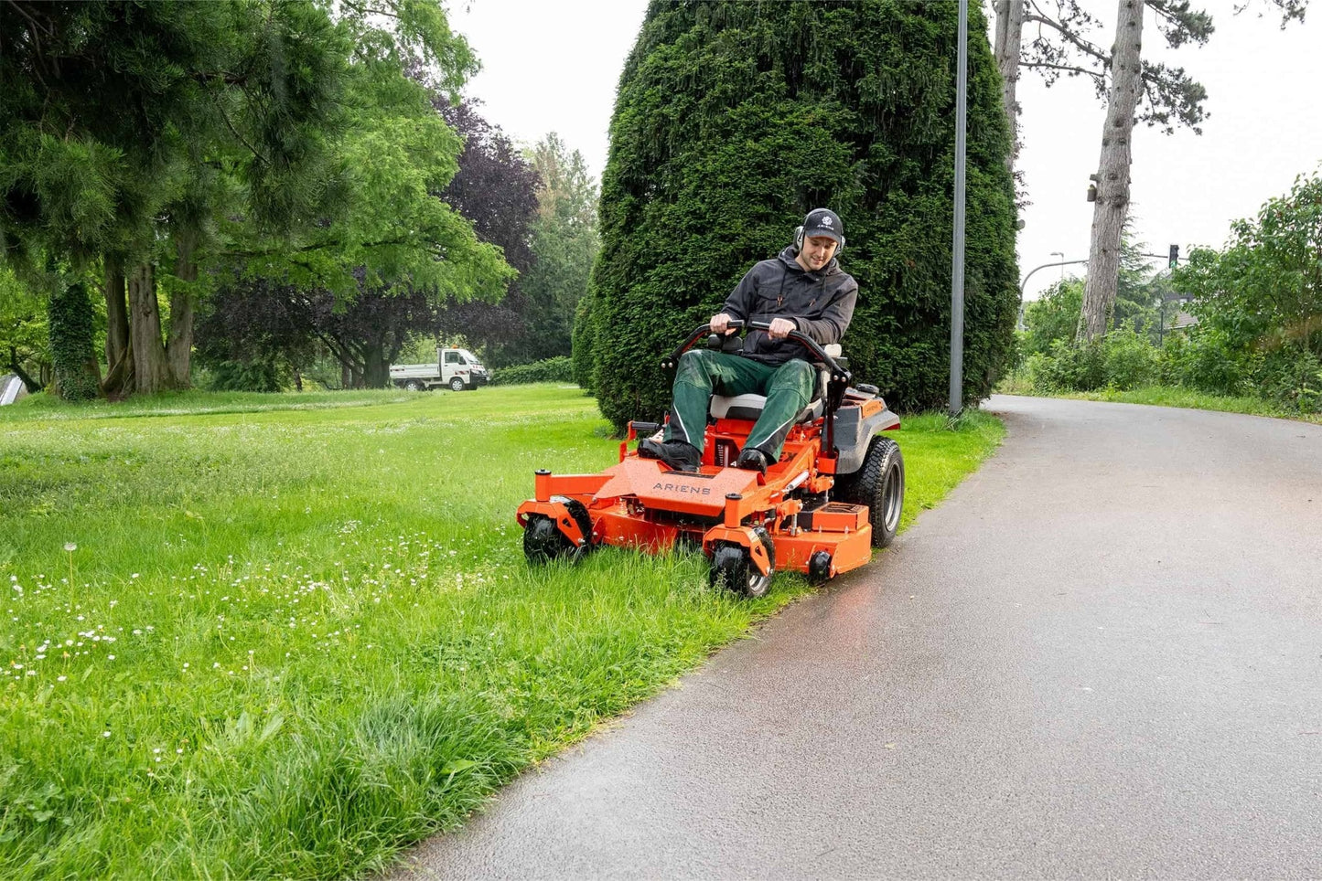 Ariens Apex 48 122cm (48") Zero-Turn Mower
