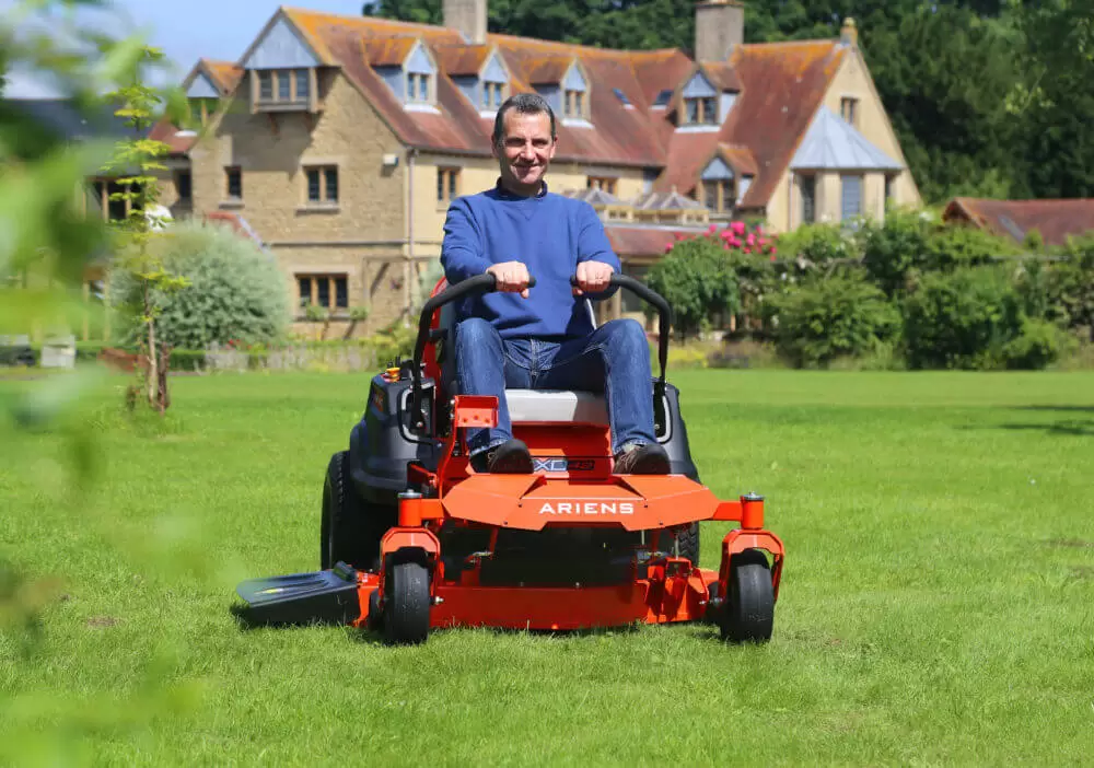 Ariens Ikon X 107cm (42") Zero turn Lawn Tractor