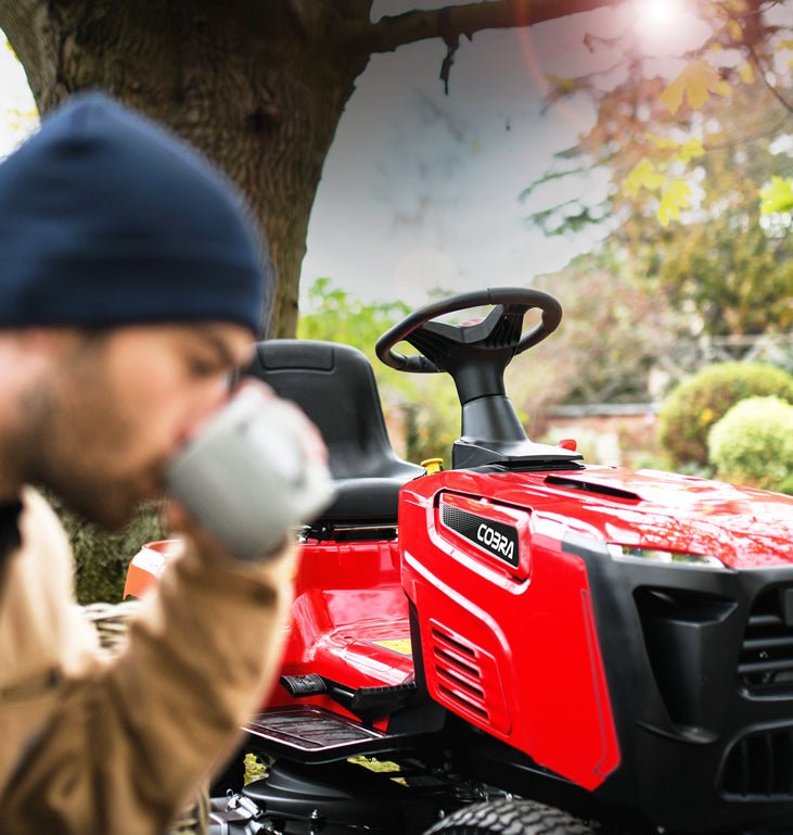 Cobra LT108HSL 42" Hydrostatic Side Discharge Lawn Tractor