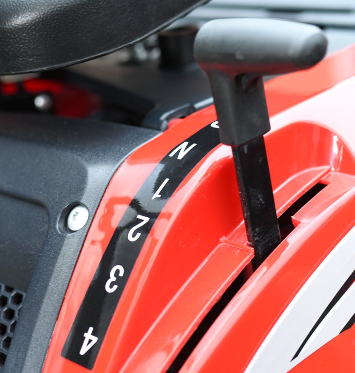 Cobra LT62MRL 24" Manual Drive Lawn Rider