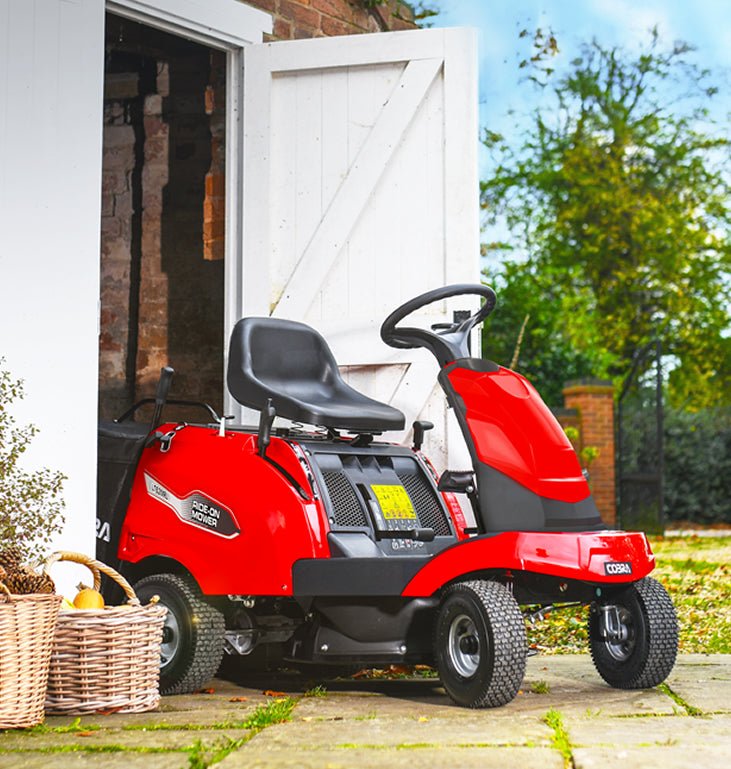 Cobra LT62MRL 24" Manual Drive Lawn Rider