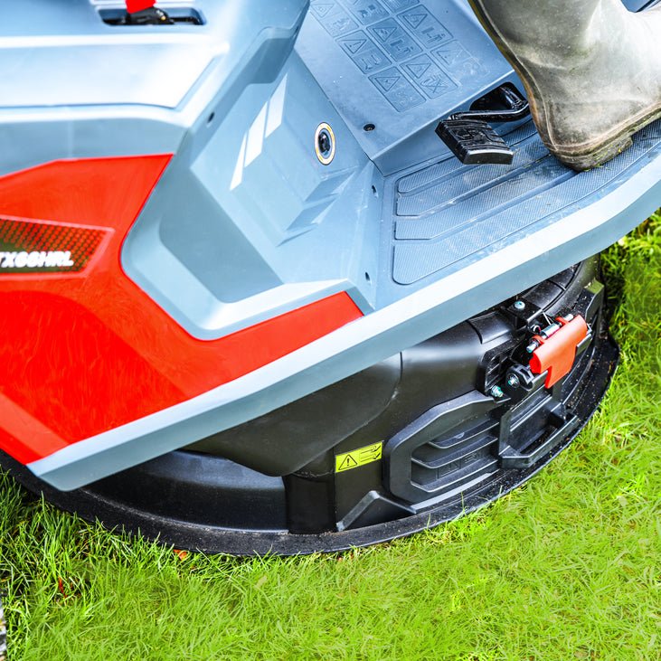 Cobra LTX66HRL 26" Hydrostatic Premium Lawn Rider