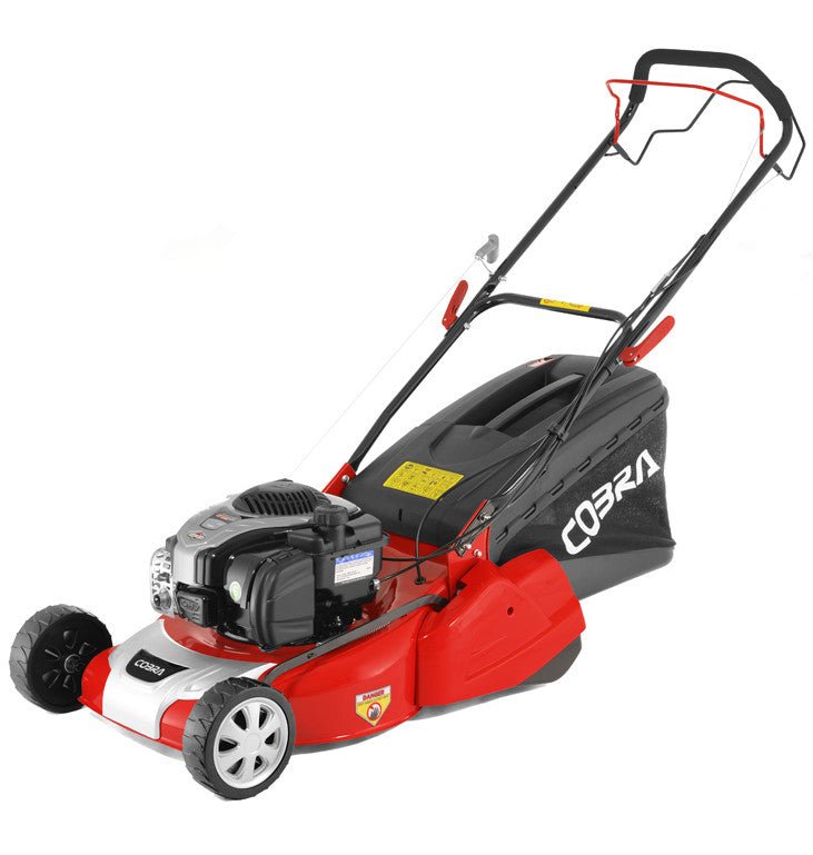Cobra RM46SPBR 18" Self-Propelled Petrol Rear Roller Lawnmower (Briggs & Stratton)