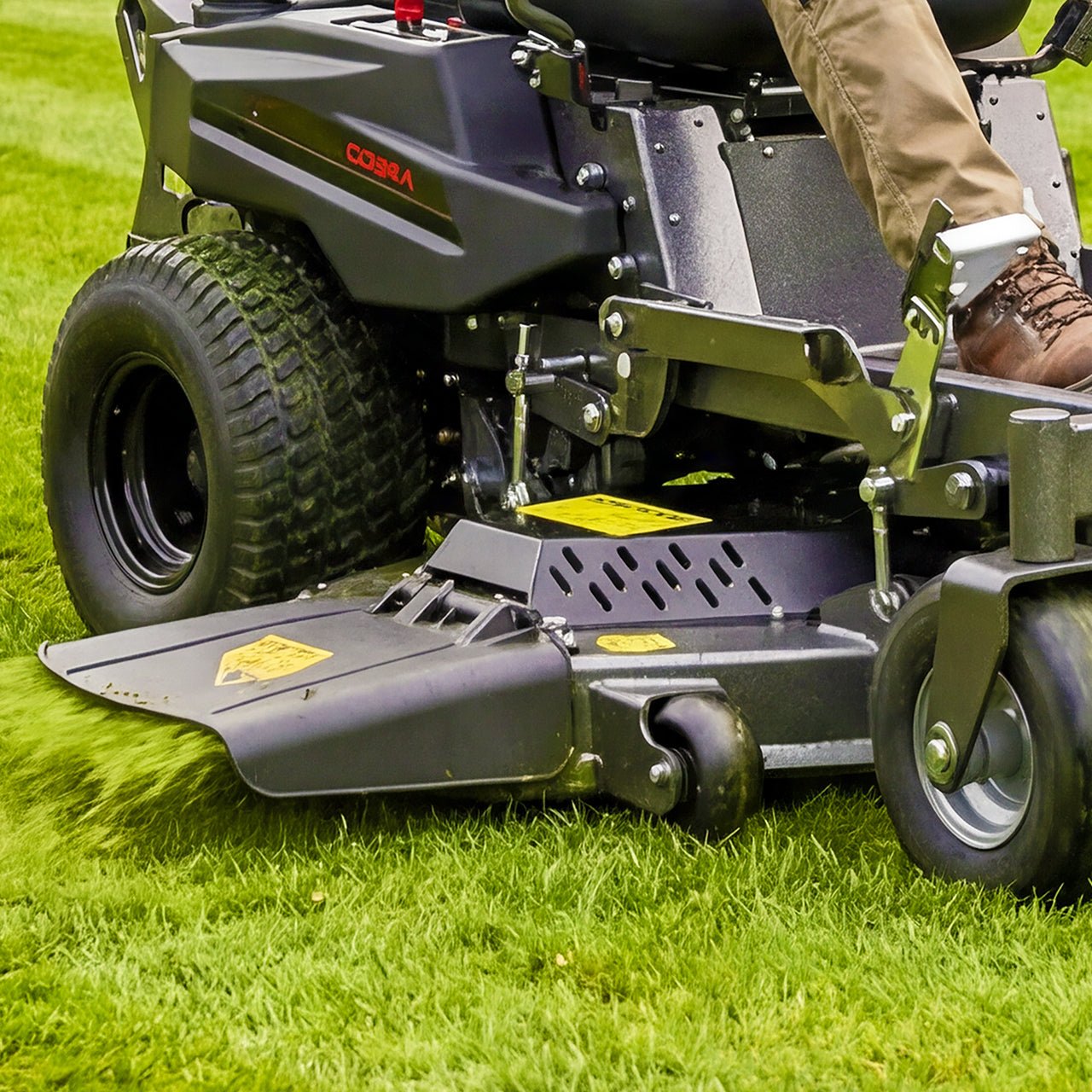 Cobra ZTR50L 50" Zero-Turn Ride-On Mower