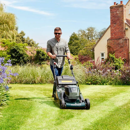 Hayter Harrier 48 Variable Speed Rear Roller 60V Battery Mower