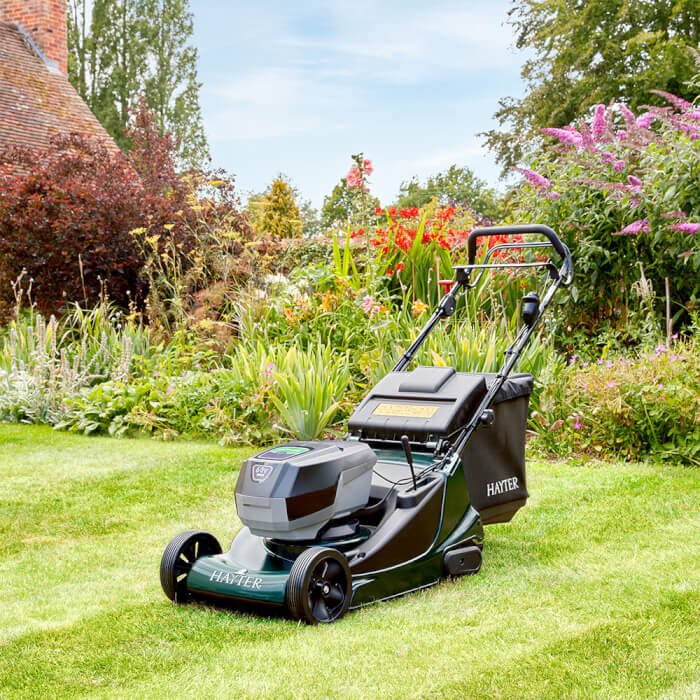 Hayter Harrier 48 Variable Speed Rear Roller 60V Battery Mower