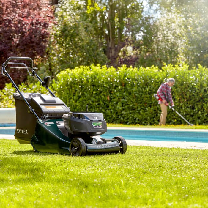 Hayter Harrier 56 Variable Speed Rear Roller 60V Battery Mower