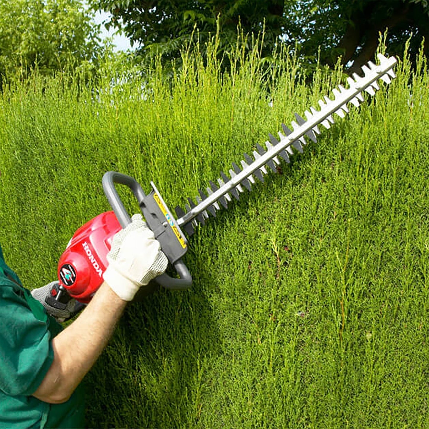 Honda HHH 25D 25cc 4-Stroke Double-Sided Petrol Hedgetrimmer