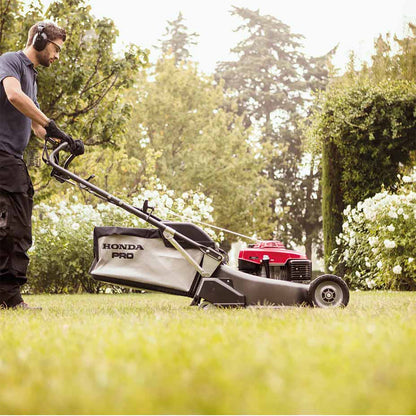 Honda HRH 536 QX 53cm (21") Professional Rear Roller Petrol Lawn Mower