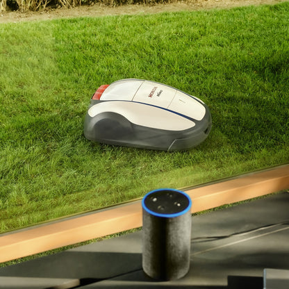 Honda Miimo 2500 Live Robotic Lawnmower Bundle – Installation Kit, Cordless Trimmer, 2Ah Battery & Fast Charger