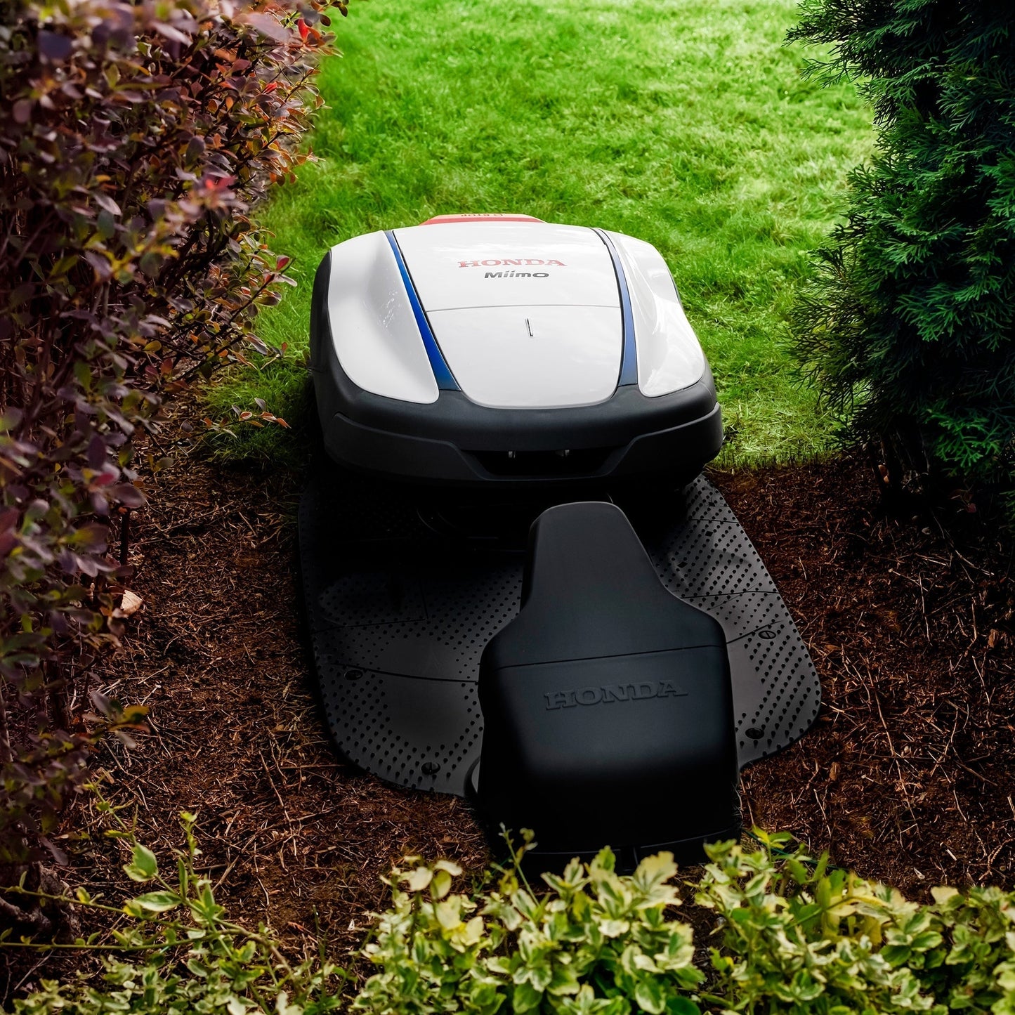 Honda Miimo 2500 Robotic Lawnmower