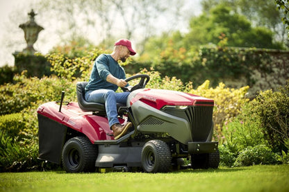 Mountfield 1738H 98cm (38") Hydrostatic Rear Collect Lawn Tractor