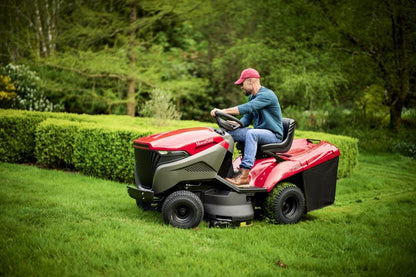 Mountfield 1738H 98cm (38") Hydrostatic Rear Collect Lawn Tractor