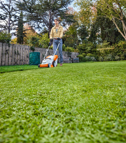 Stihl RMA 235 33cm (13") Cordless Battery Push Lawn Mower