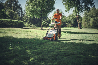 Stihl RMA 750 V 48cm (19") Cordless Battery Self-Propelled Professional Lawn Mower