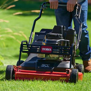 Toro TurfMaster™ 76cm (30") Heavy-Duty Professional Mower
